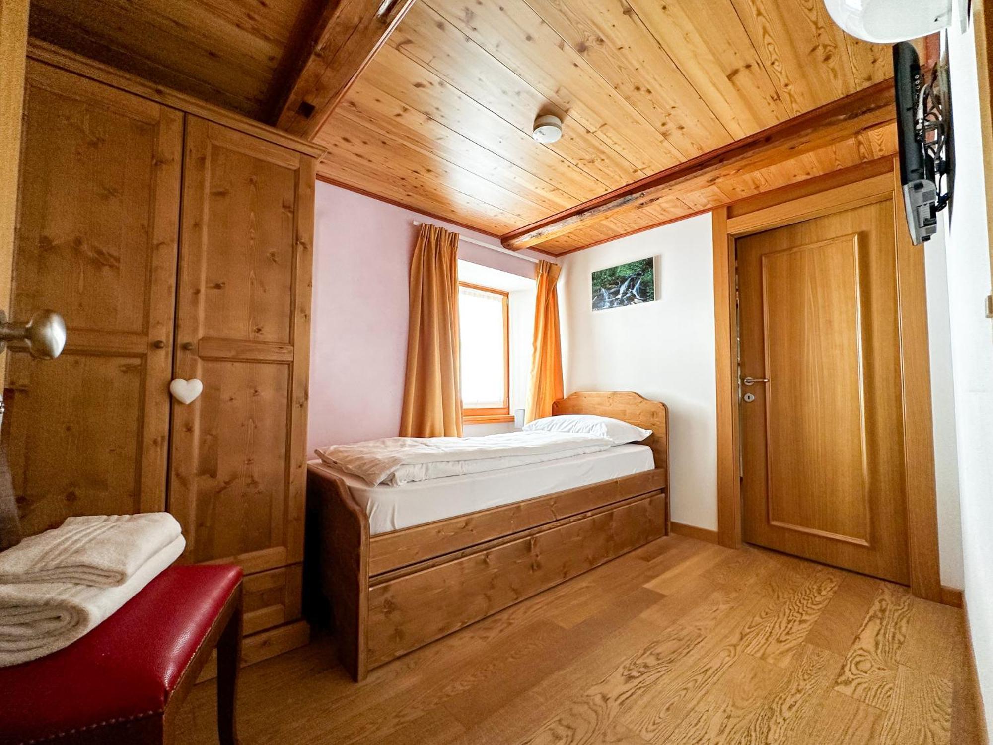 Bed & Breakfast Locanda Orelli 4*